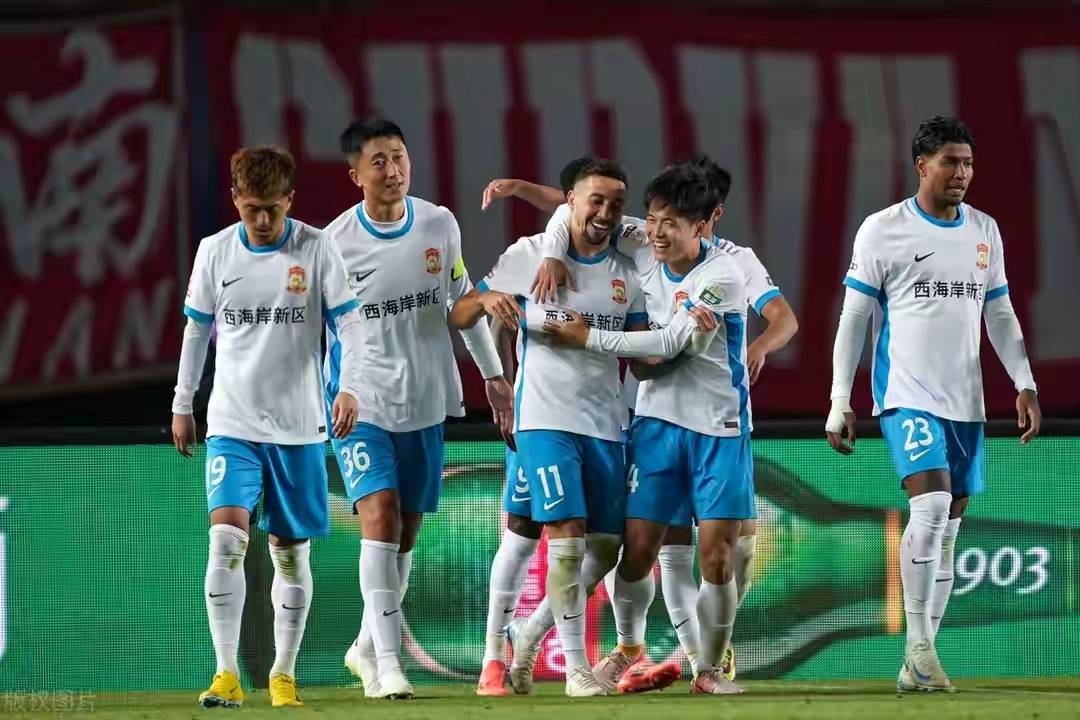 格罗纳主场大胜,仅次于积分榜前列球队 格罗纳主场大胜,仅次于积分榜前列球队