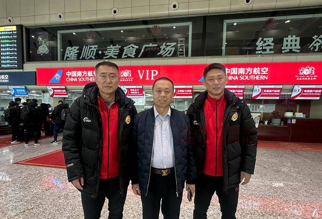 大阪钢巴面临大连人,赛前备战关键时刻 大阪钢巴面临大连人,赛前备战关键时刻