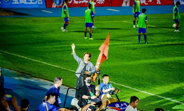 开云体育-热力十足！国际足球盛事激情上演的简单介绍