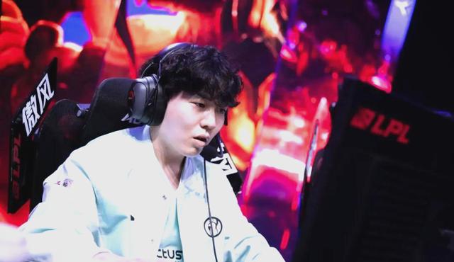 V5血洗JDG,Bin拿下关键大龙焦点之战四强赛,成为赛场最大亮点 V5血洗JDG,Bin拿下关键大龙焦点之战四强赛,成为赛场最大亮点