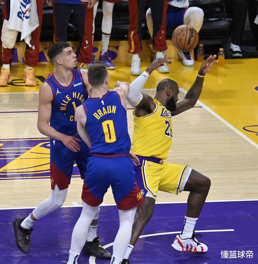 NBA季后赛:湖人不敌掘金遭遇连败 NBA季后赛:湖人不敌掘金遭遇连败