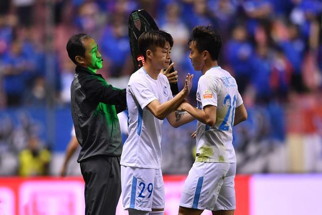 开云平台-大连一方抢分成功，保持连胜势头