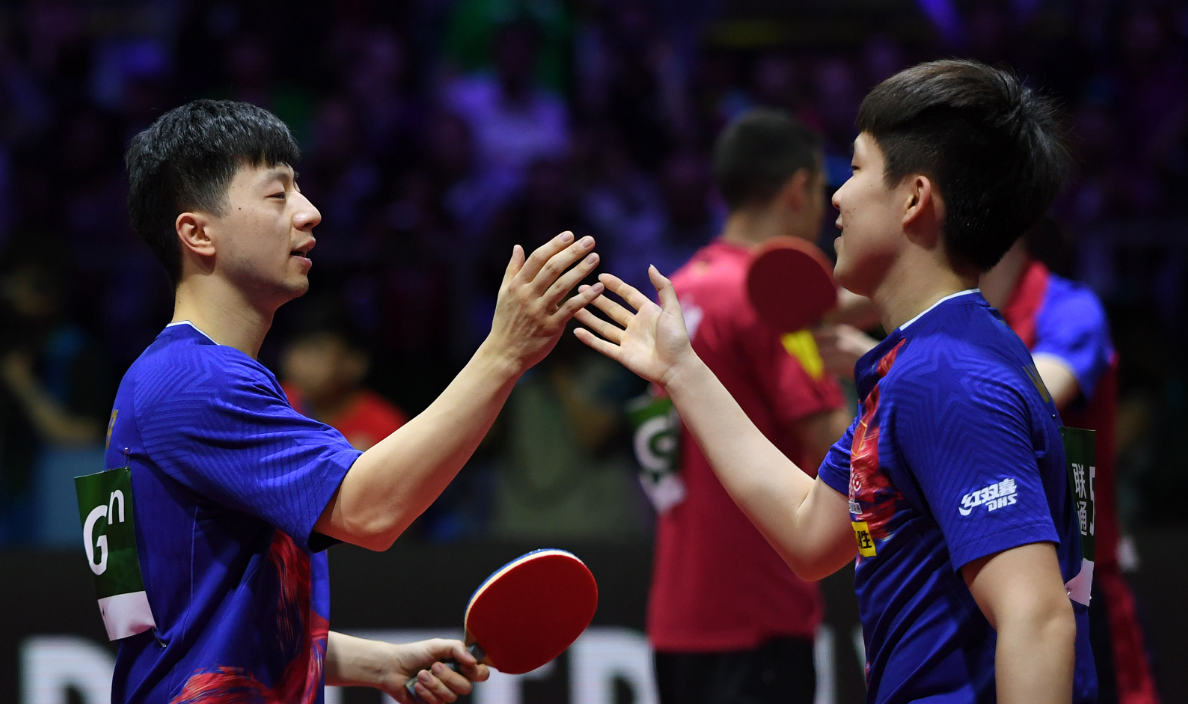 瑞典队完胜英格兰队，马龙带队取胜