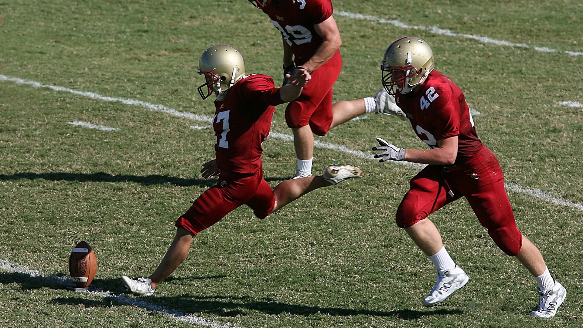开云体育平台APP-刹车点前的星辰，巴尔韦德在巴林之夜改写命运的0.3秒