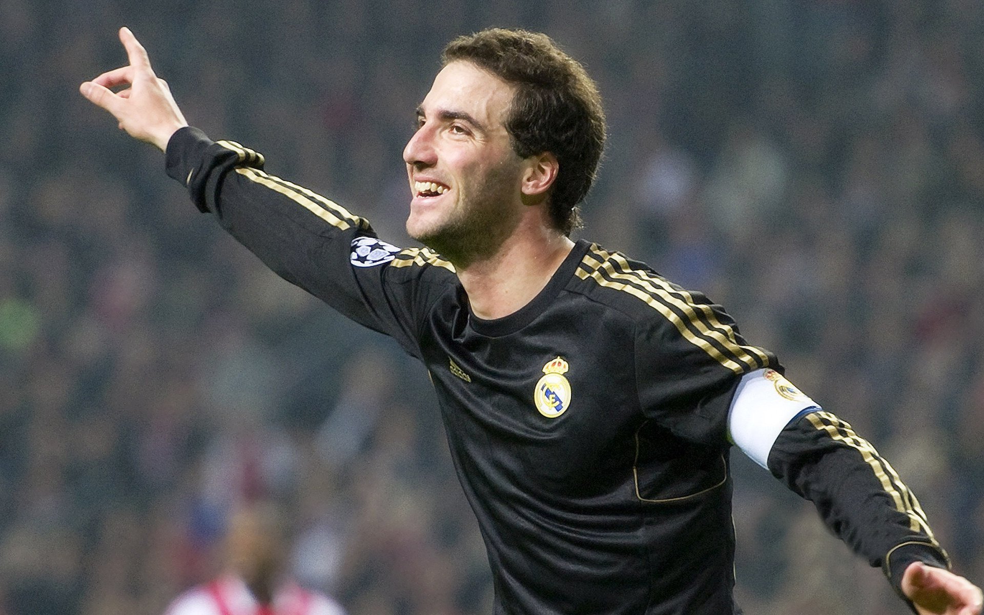 开云体育登录-欧战烽火，莱比锡红牛硬仗攻克乌克兰铁阵，孙兴慜一剑封喉成关键先生