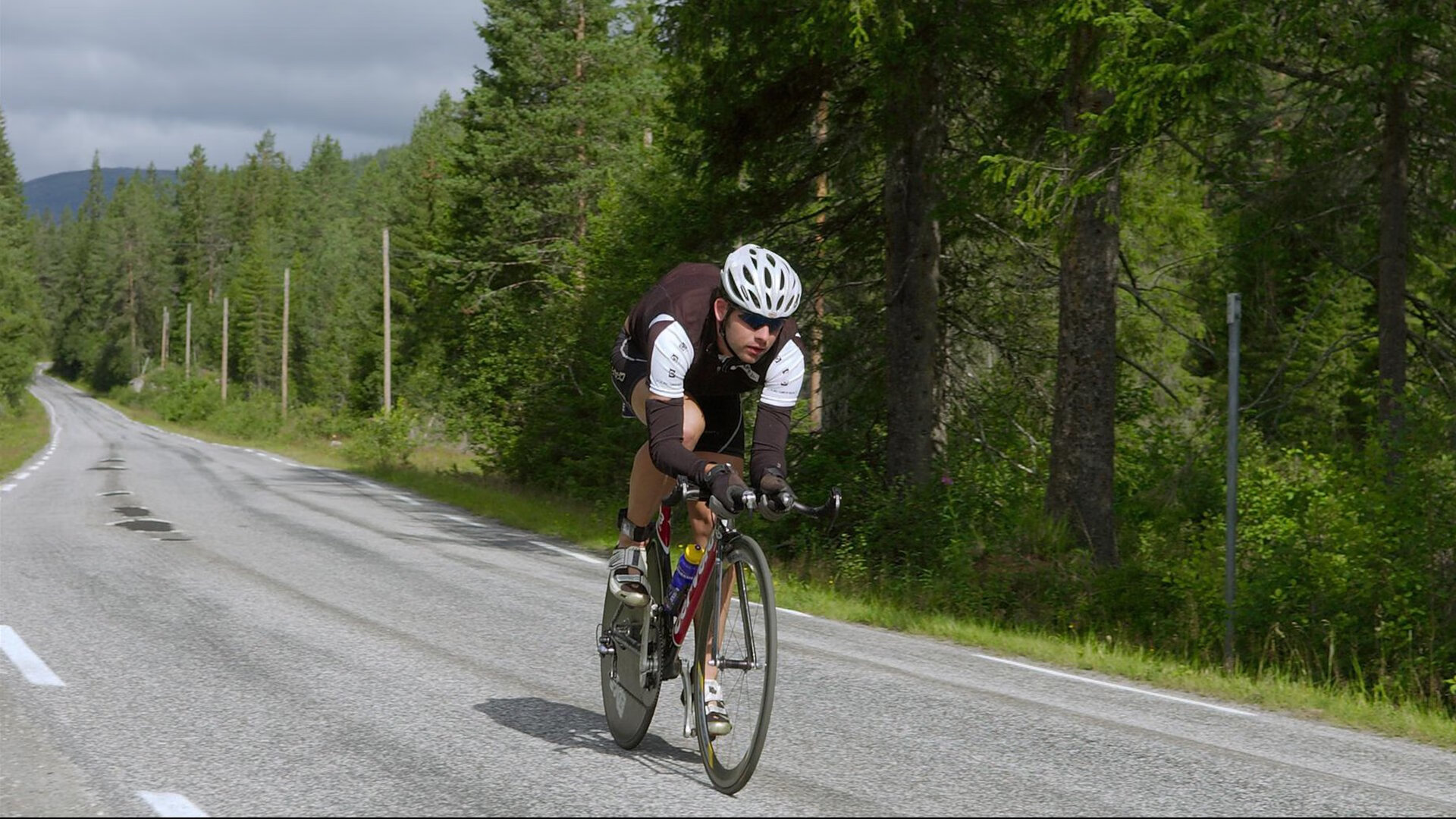 横跨大洋的荣耀,当公牛横扫爵士遇见胡金秋的关键制胜