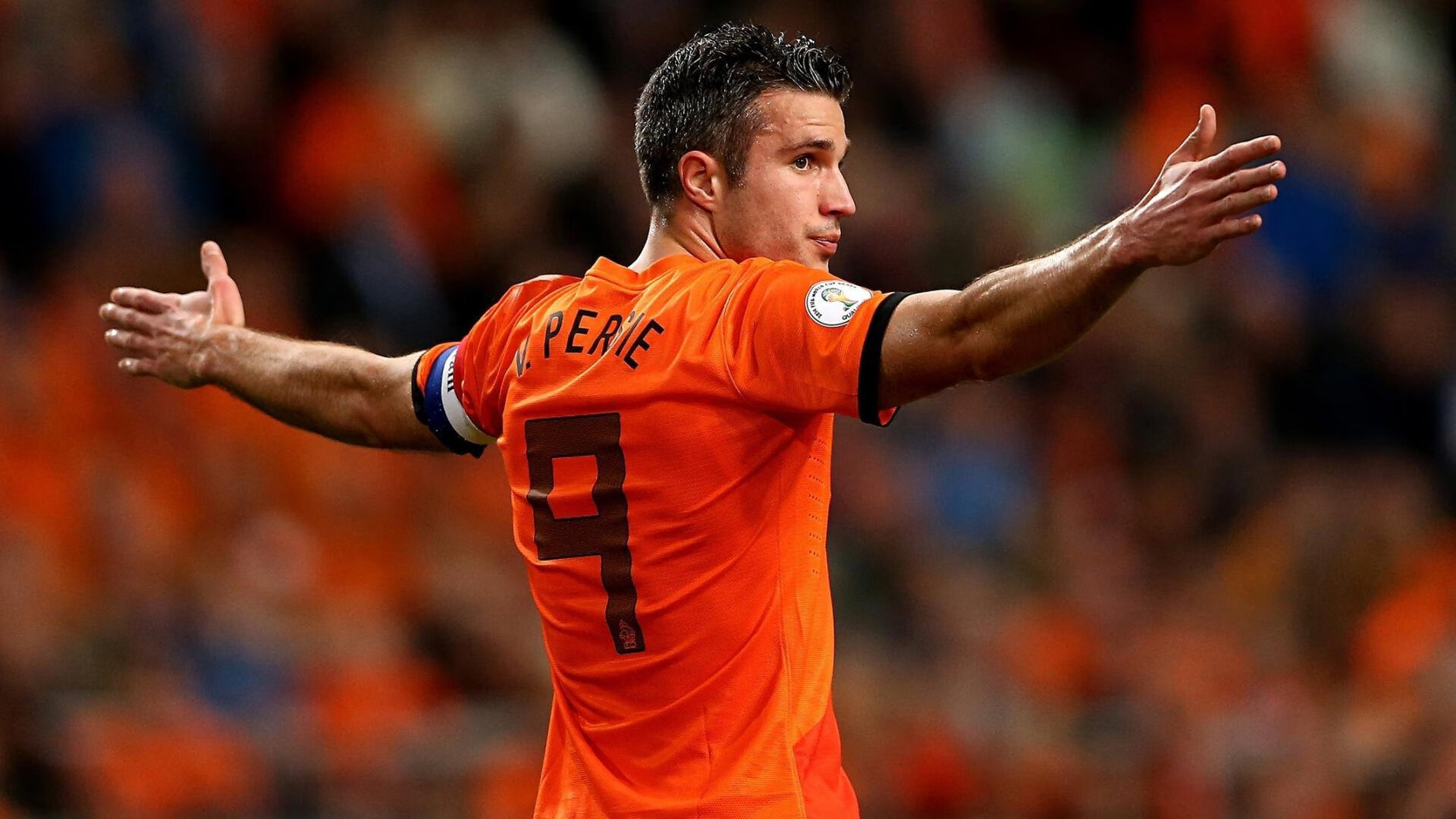 欧洲铁骑的团队胜利与亚洲之光的个人突破，足球世界的双重奏